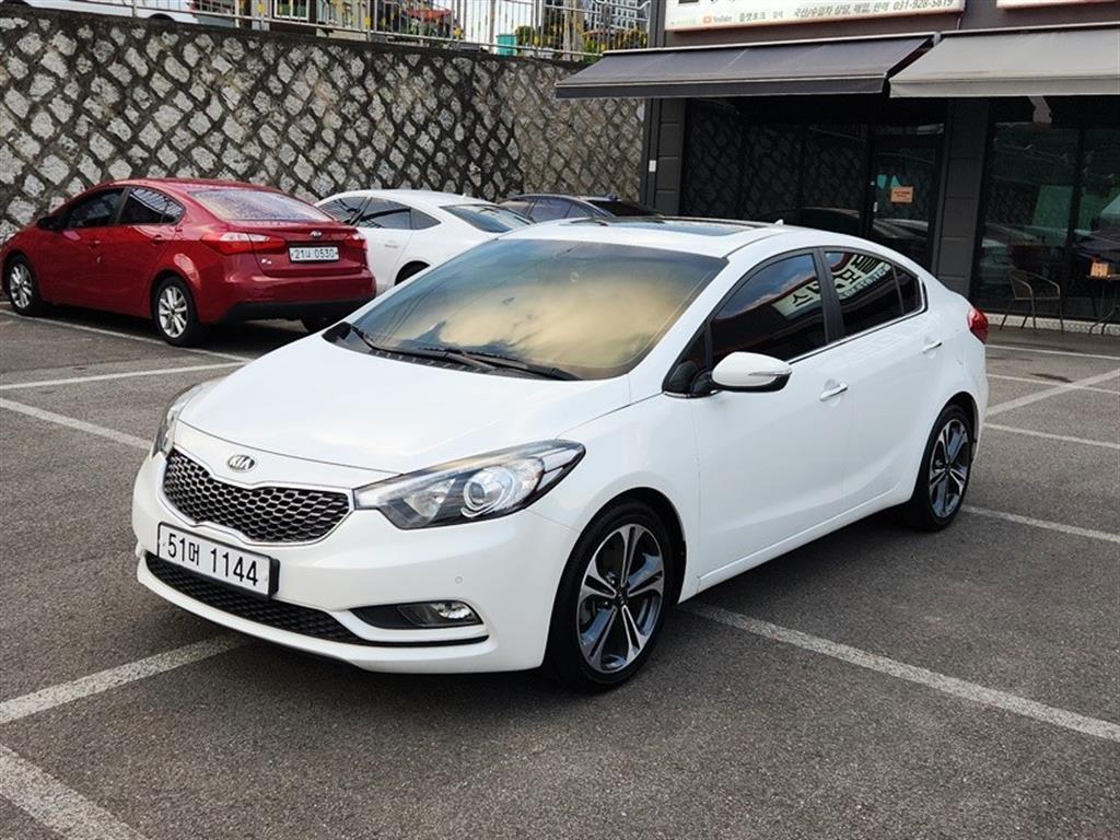 Kia K3 1.6 GDI Noblesse