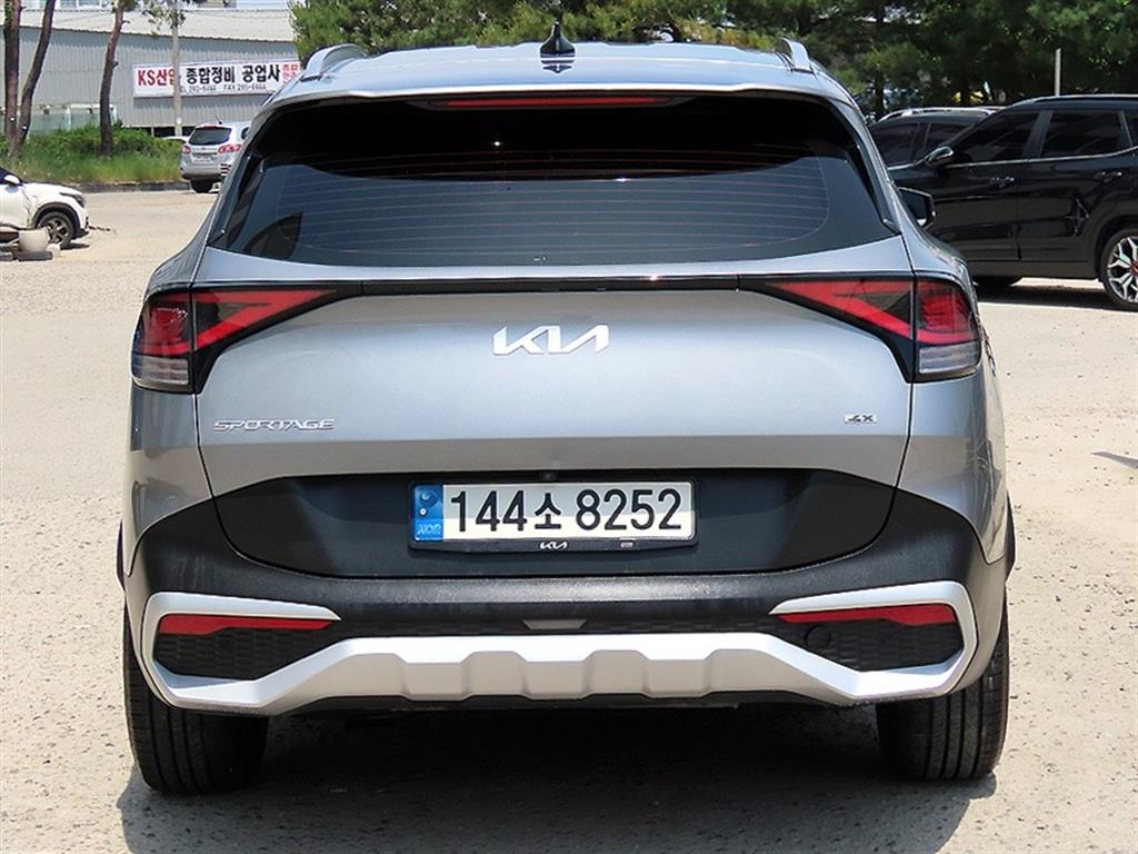 Kia Sportage 1.6 Gasoline 4WD Prestige — фото 4