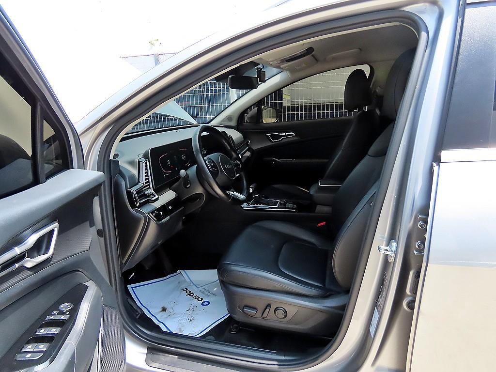 Kia Sportage 1.6 Gasoline 4WD Prestige — фото 5