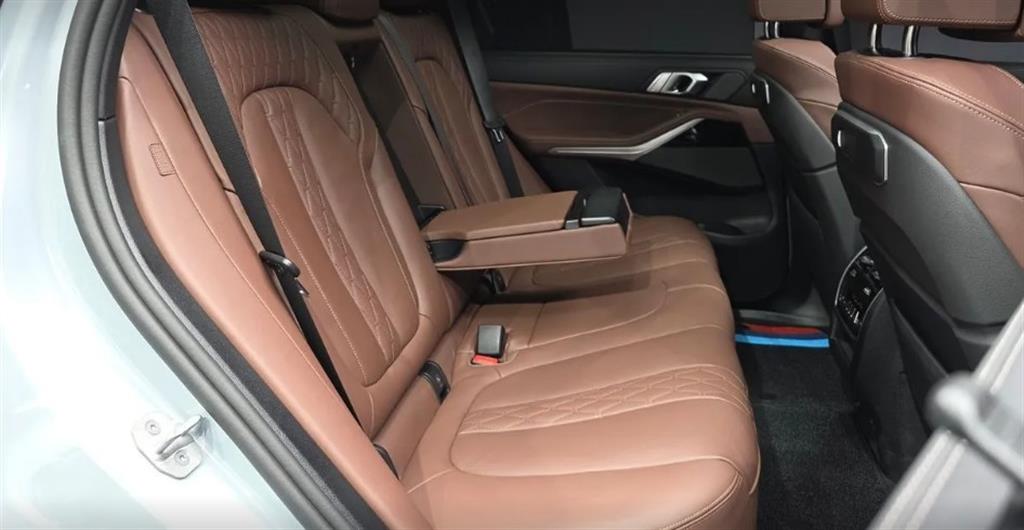 BMW X5 xDrive 40i M Sport 8