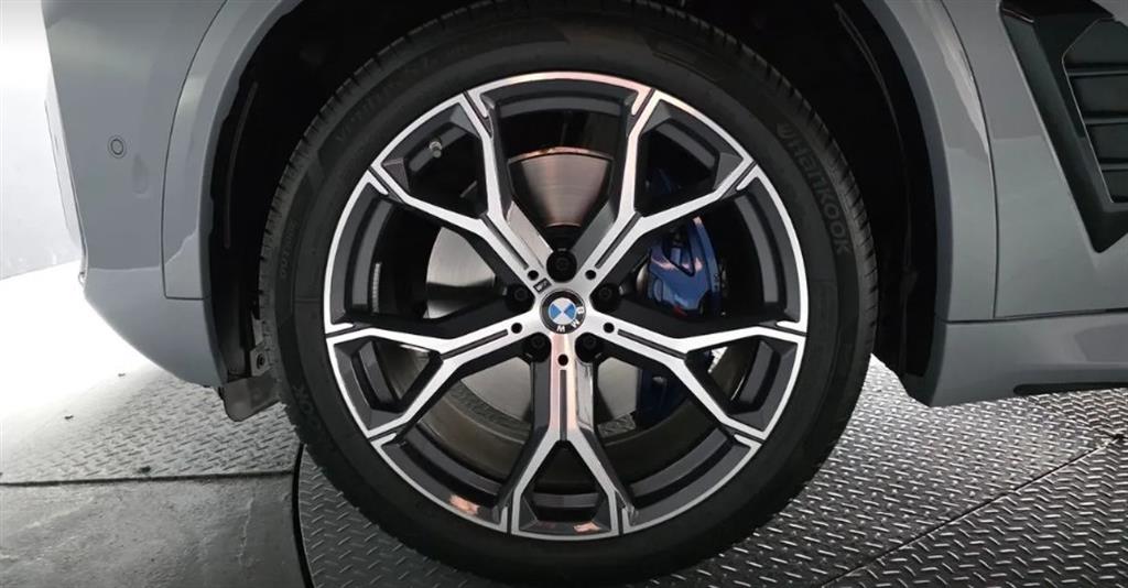 BMW X5 xDrive 40i M Sport 4