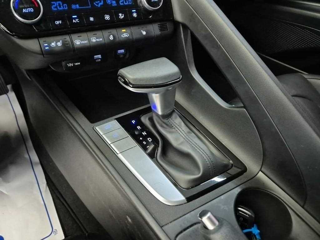 Hyundai Avante 1.6 Modern 9