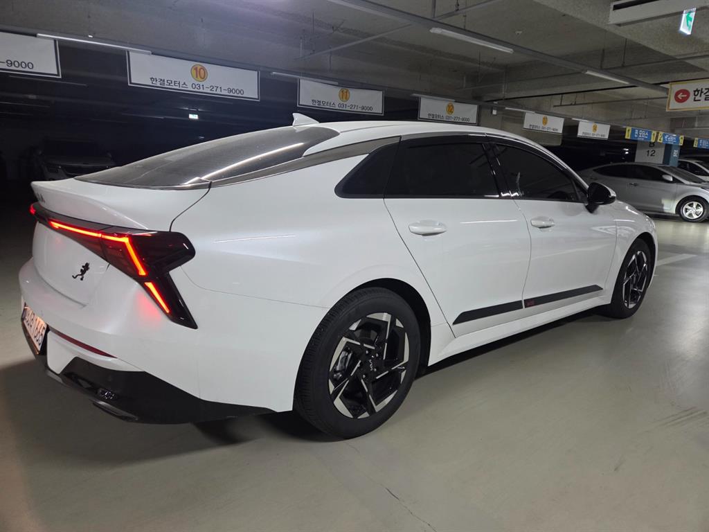 Kia K5 2.0 LPi Prestige — фото 3