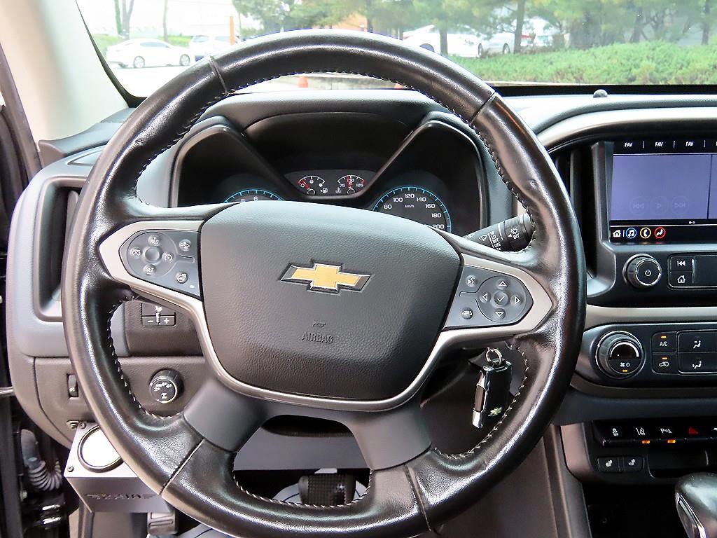 Chevrolet Colorado 3.6 Z71-X Midnight 4WD 9