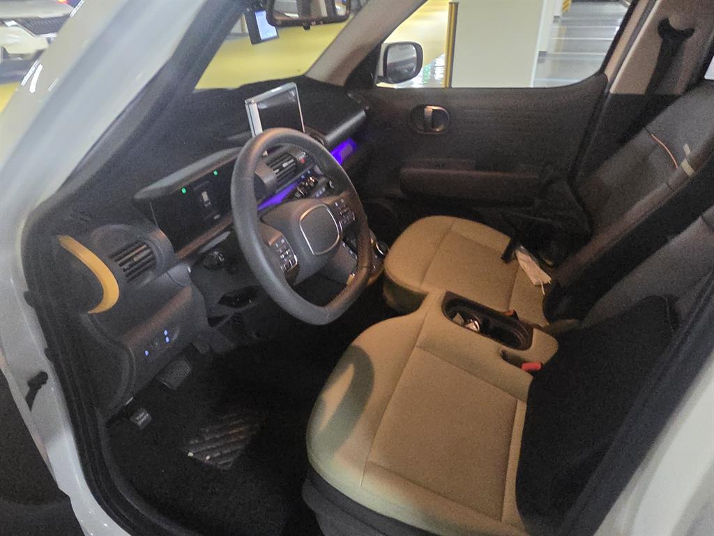 Hyundai Casper 1.0 Gasoline The Essential 7