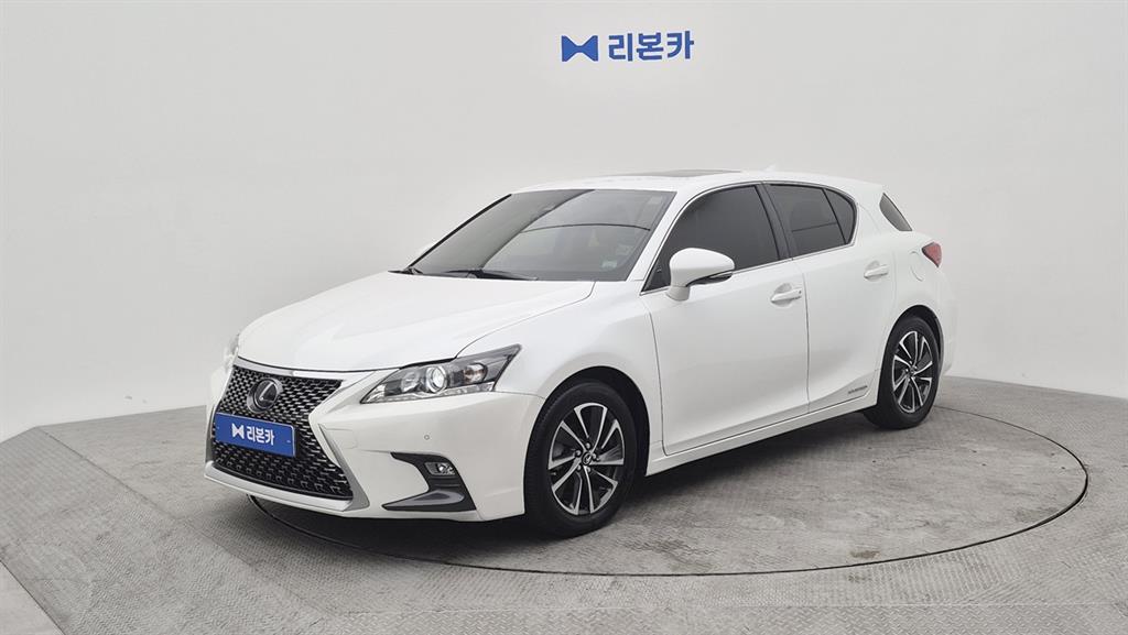 Lexus CT200h Supreme