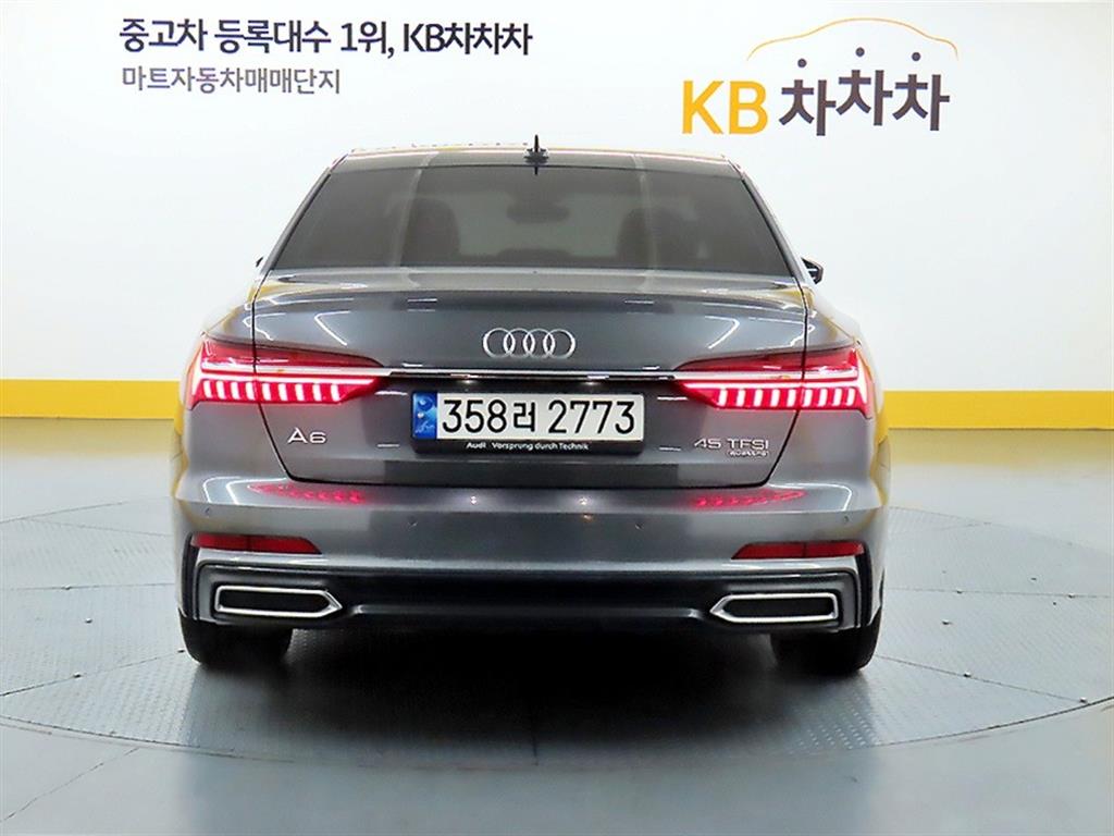 Audi A6 45 TFSI Quattro Premium 4