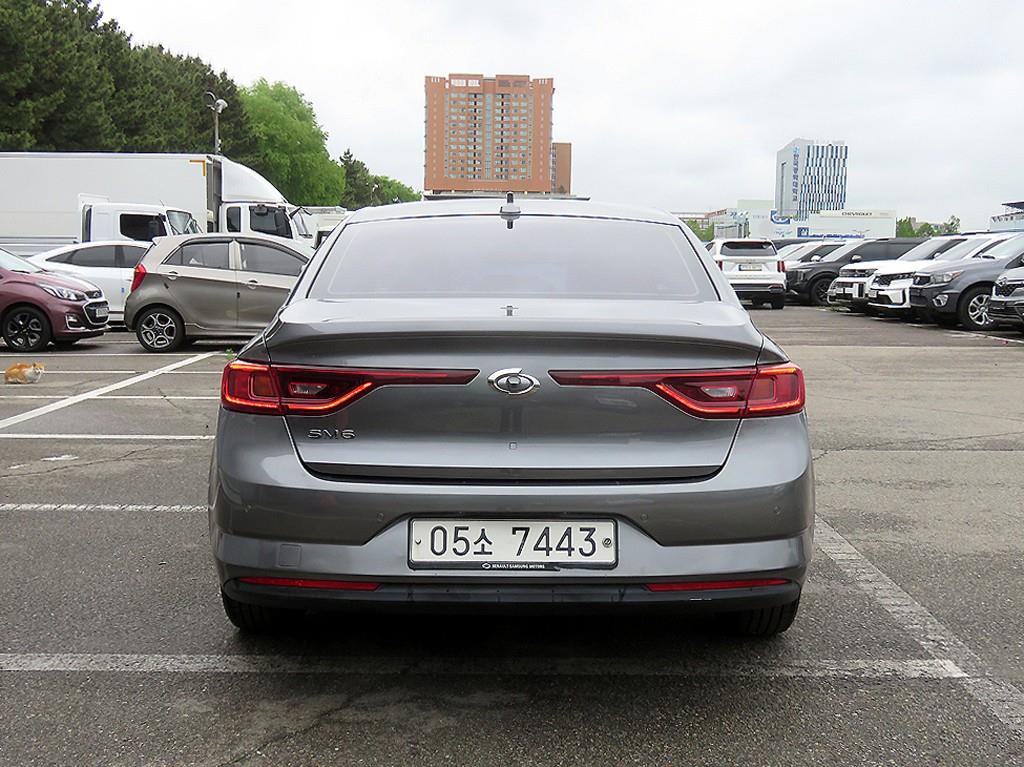 Renault SM6 Gasoline 2.0 GDe SE 4