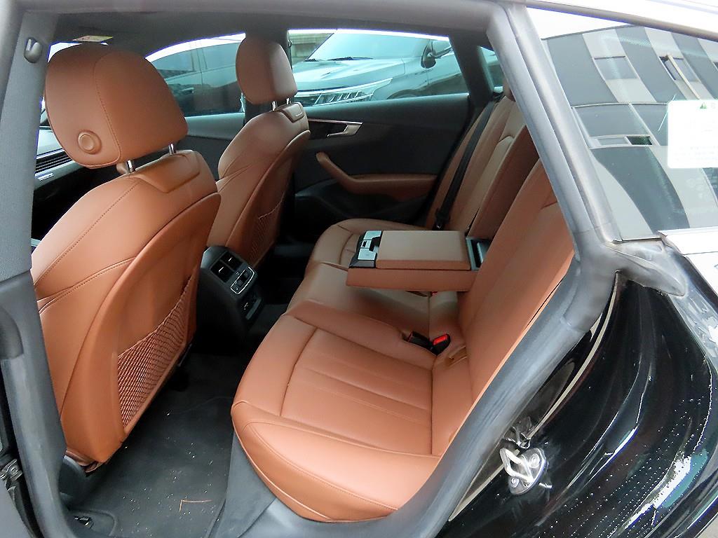 Audi A5 40 TFSI Quattro Premium Sportback 7