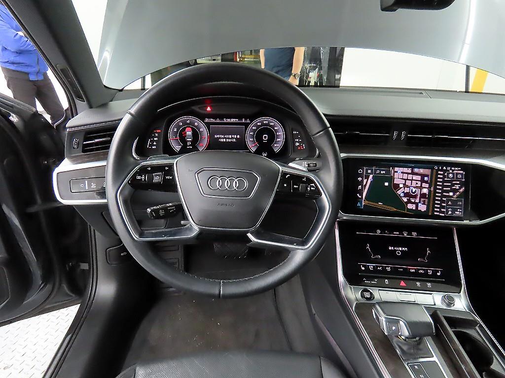 Audi A6 45 TFSI Quattro Premium 10
