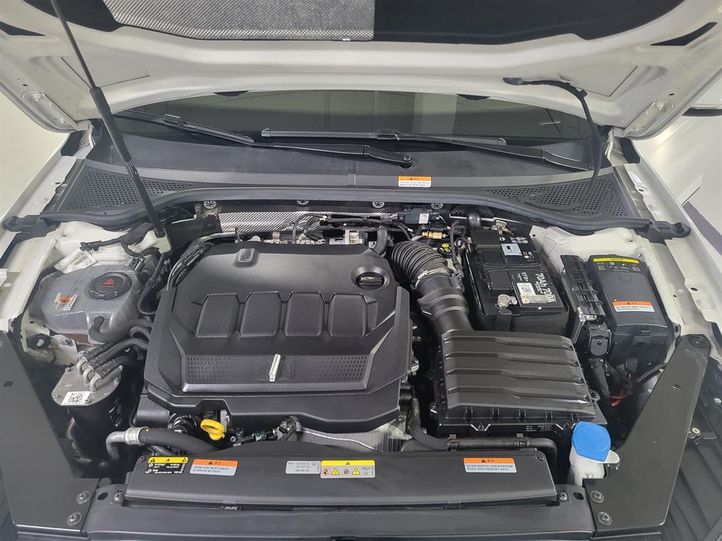 Volkswagen Passat 2.0 TDI Premium 9