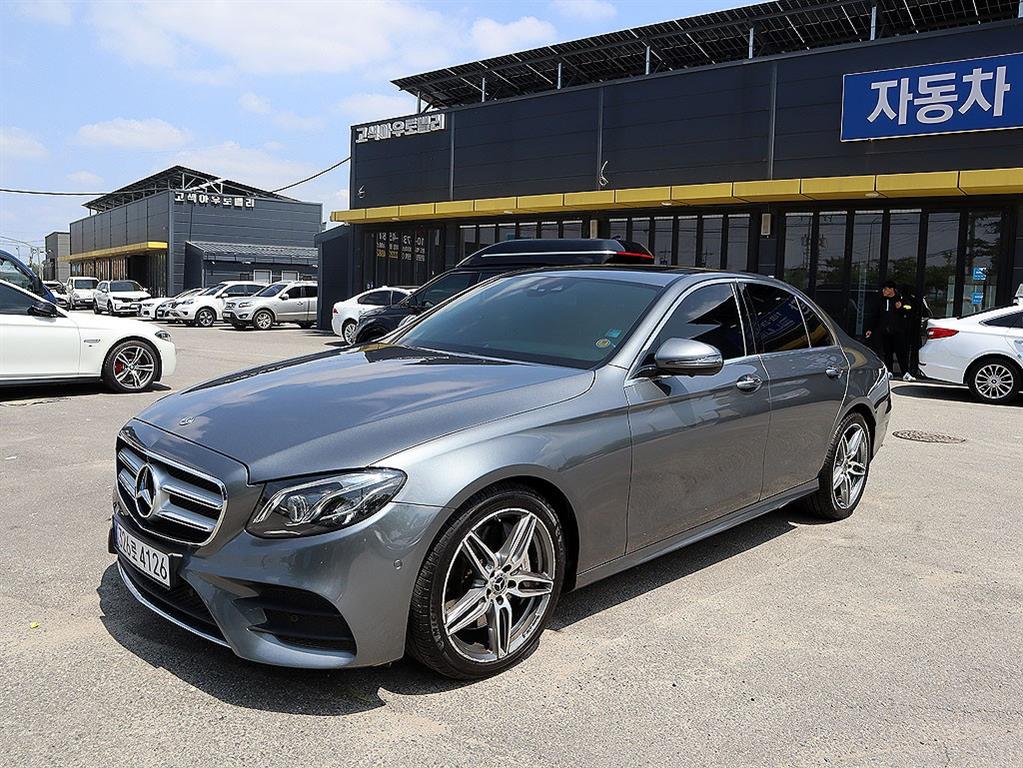 벤츠 E 클래스 E300 AMG LINE 사진 2/20