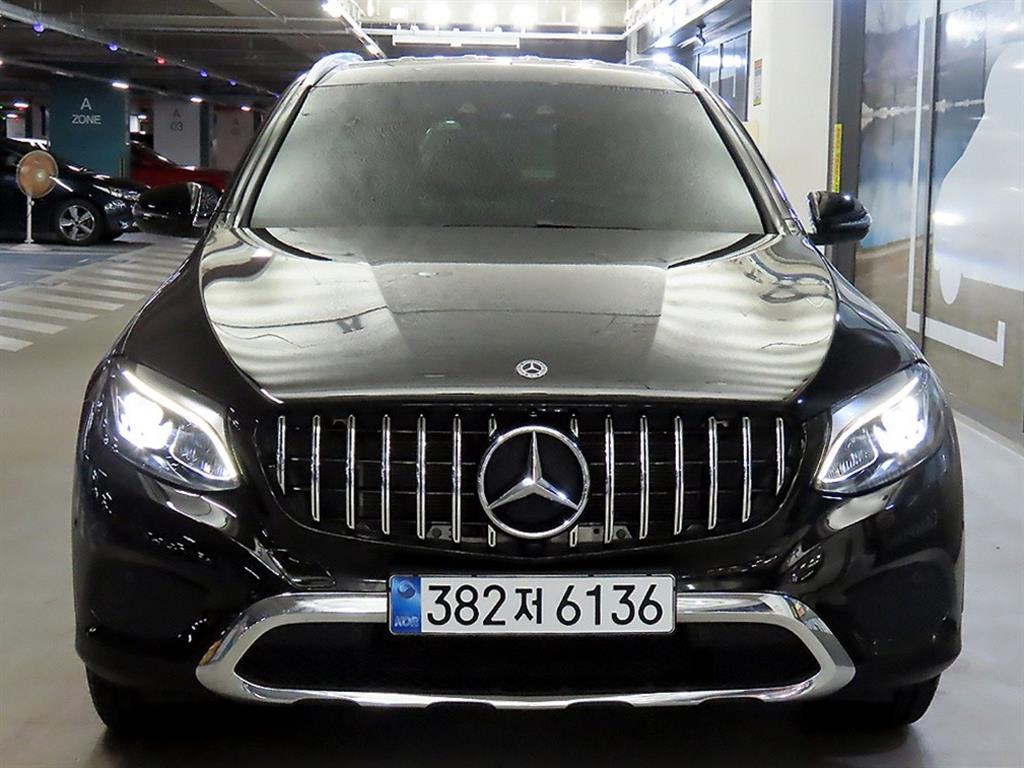 벤츠 GLC 클래스 GLC 300 4MATIC 사진