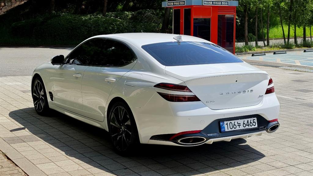 Genesis G70 Gasoline 2.0T 4WD Sport Package — фото 4