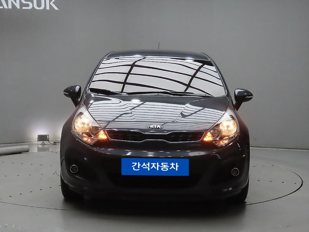 차량 사진 1