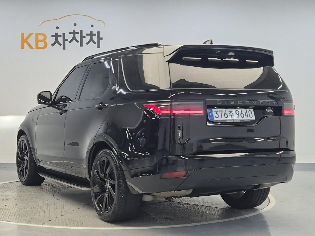 Land Rover Discovery 3.0 P360 R- Dynamic SE — фото 2