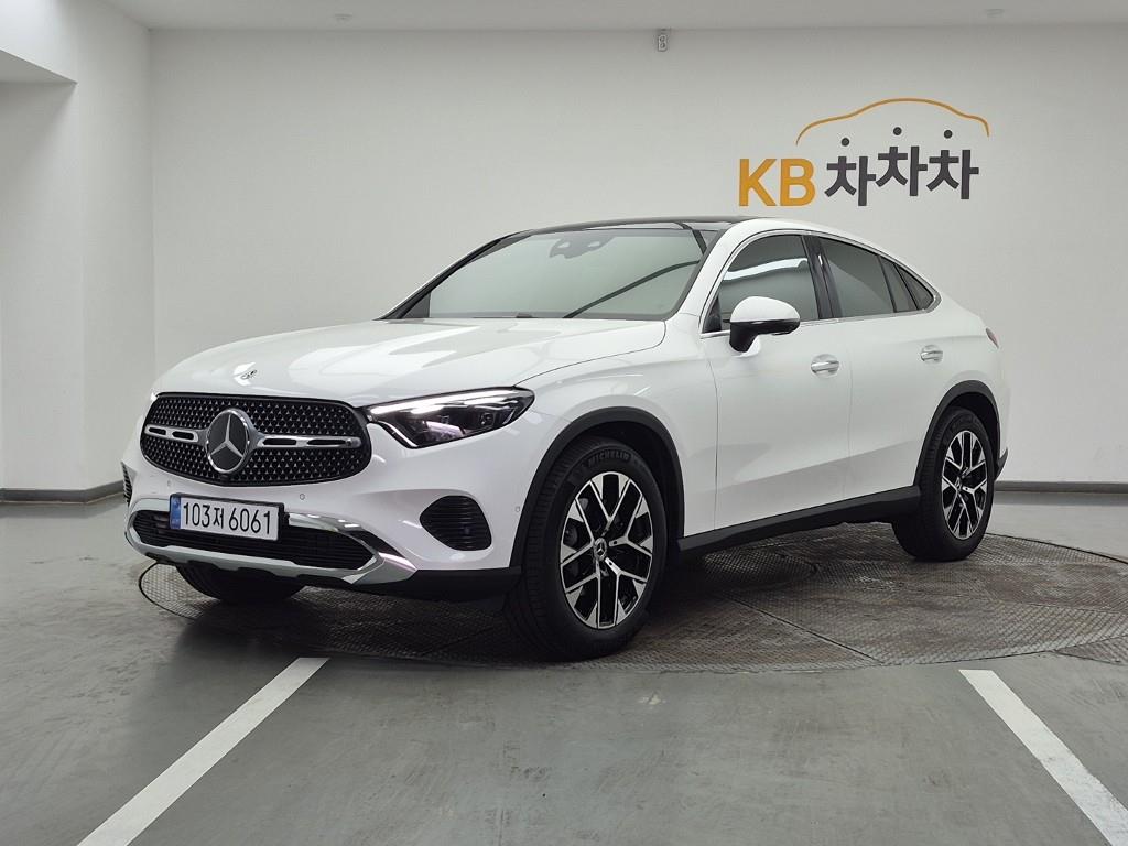 Mercedes-Benz GLC-Class GLC300 4MATIC Coupe Avantgarde