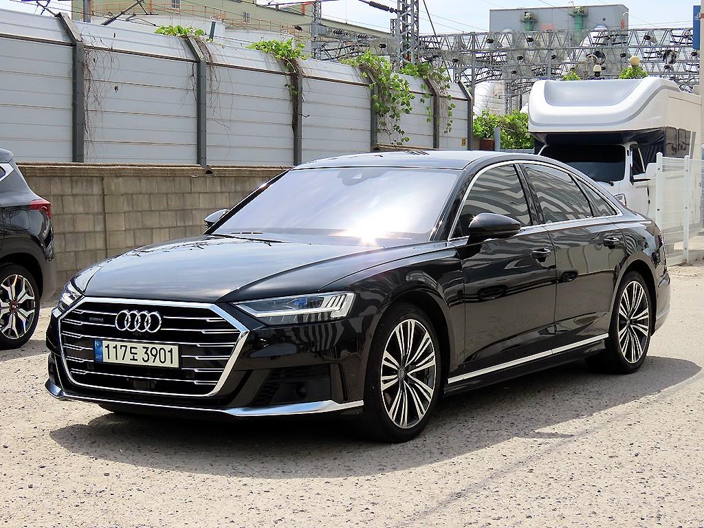 아우디 A8 50 TDI 콰트로 사진 2/20