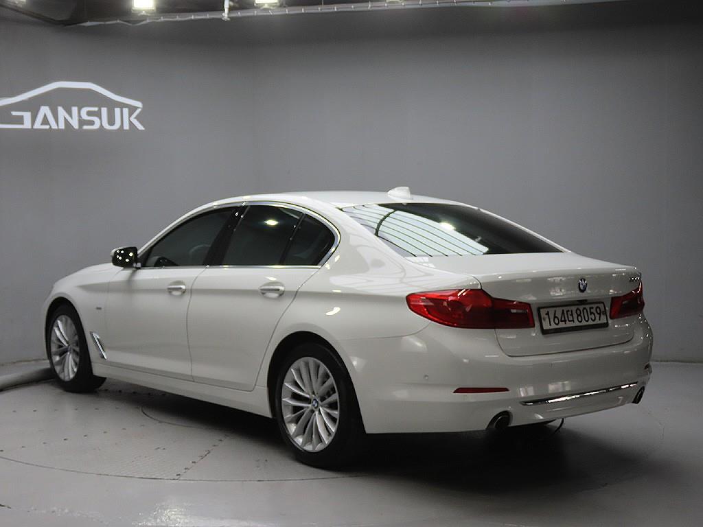 [BMW] 5시리즈 (G30) 520i 럭셔리 플러스 (5인승) 사진 3