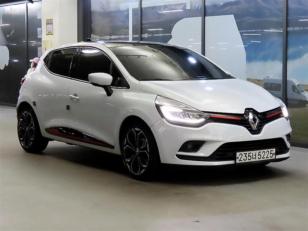 Renault Clio Intense Panoramic