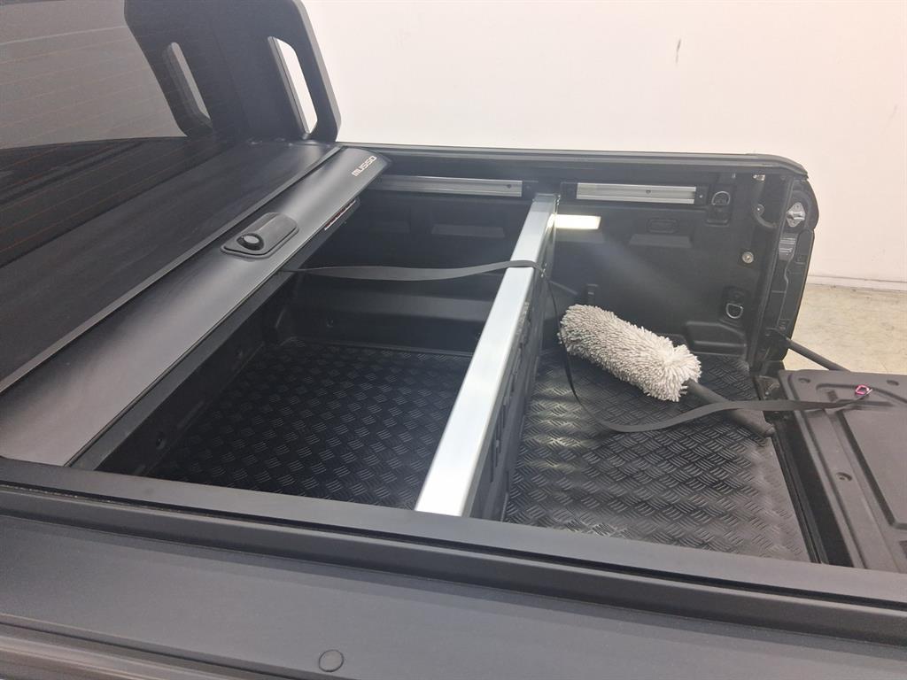 KG Mobility (Ssangyong) Musso 2WD Black Edge 8