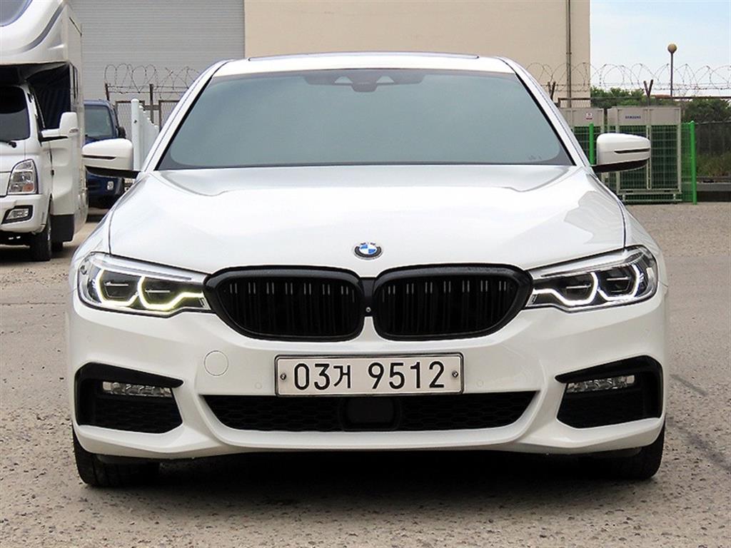 5시리즈 (G30) 530i xDrive M 스포츠 플러스 2017년식