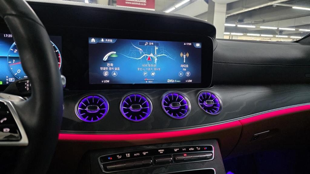 Mercedes-Benz CLS-Class CLS450 4MATIC 9