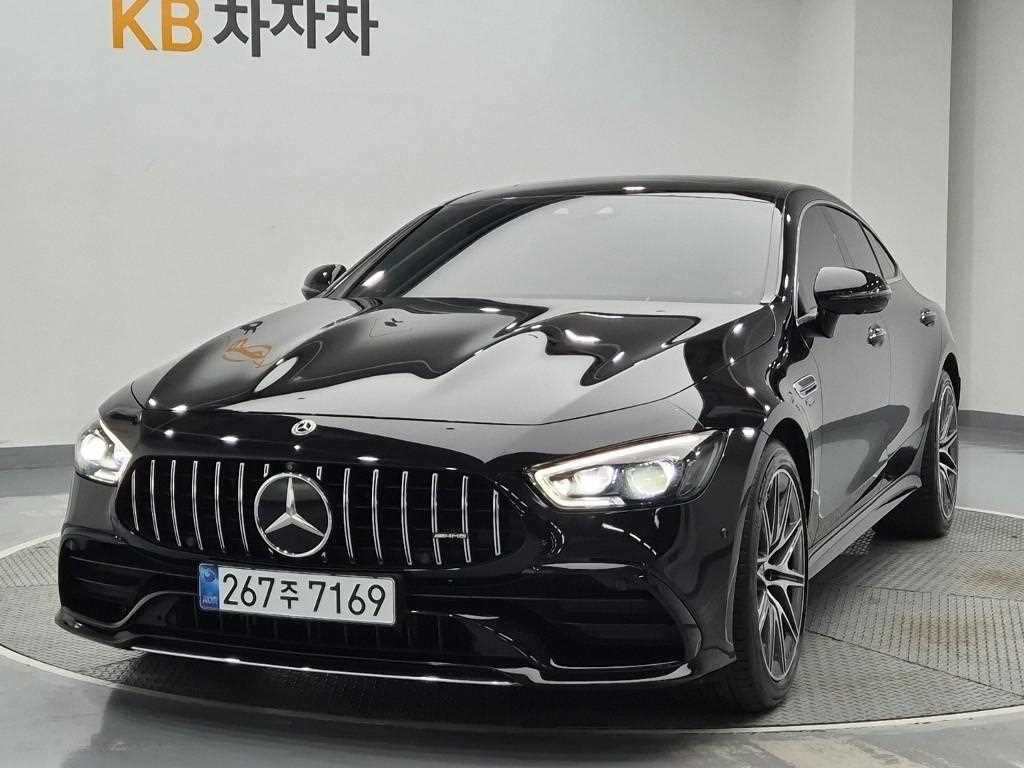 Mercedes-Benz AMG GT 4 Duo 43 4MATIC+