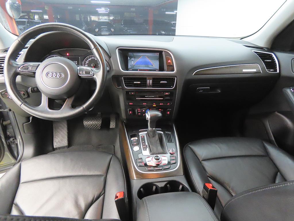 Audi Q5 35 TDI Quattro Dynamic 8