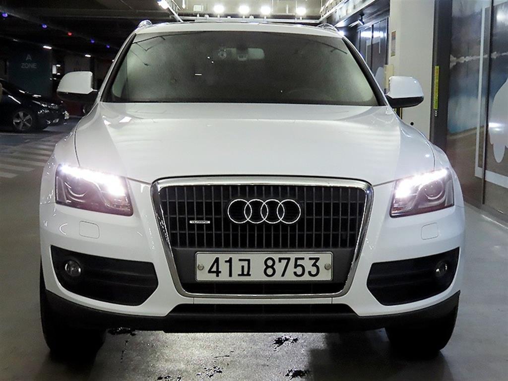 아우디 Q5 2.0 TDI 콰트로 사진