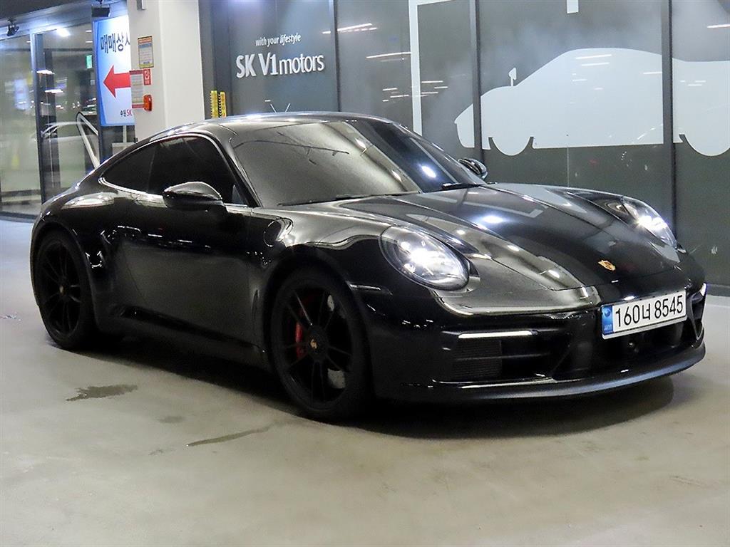 Porsche Carrera 4 GTS