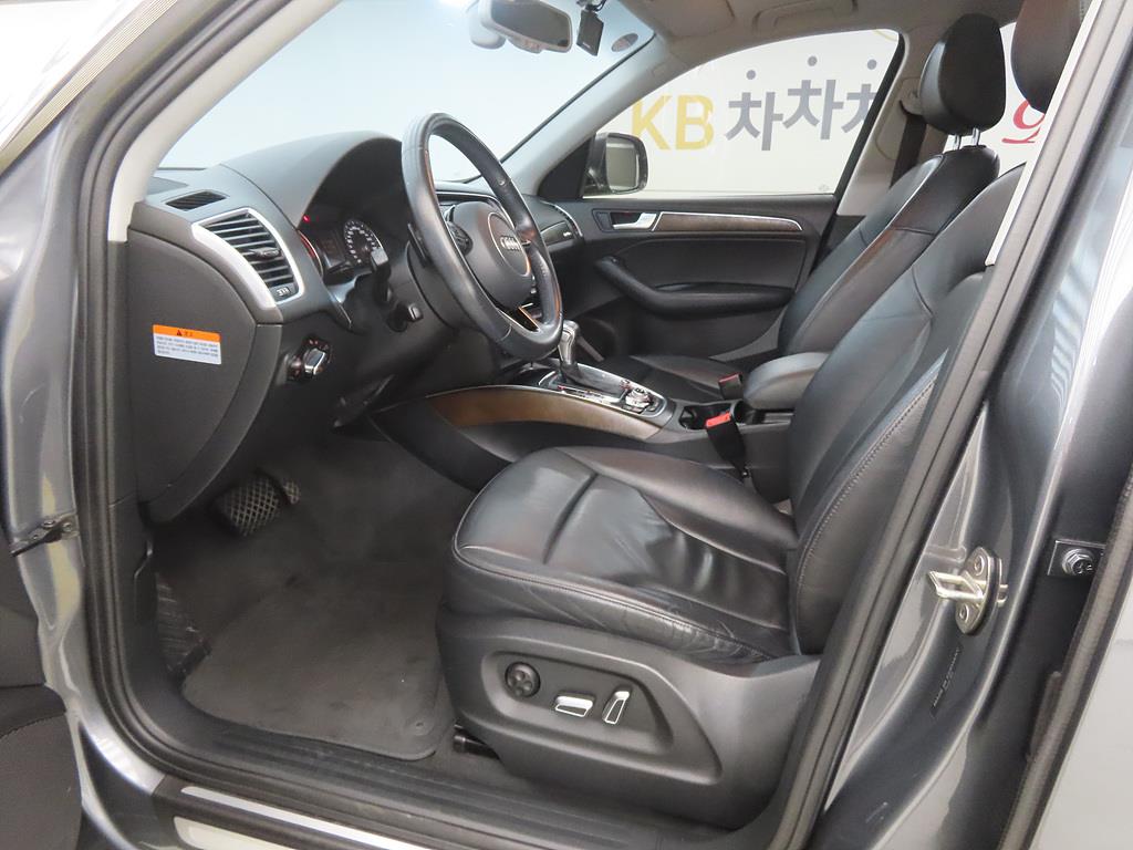 Audi Q5 35 TDI Quattro Dynamic 6