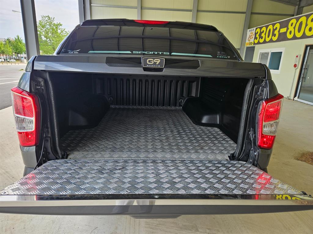 KG Mobility (Ssangyong) Rexton Diesel 2.2 4WD 5 Link Noblesse 6