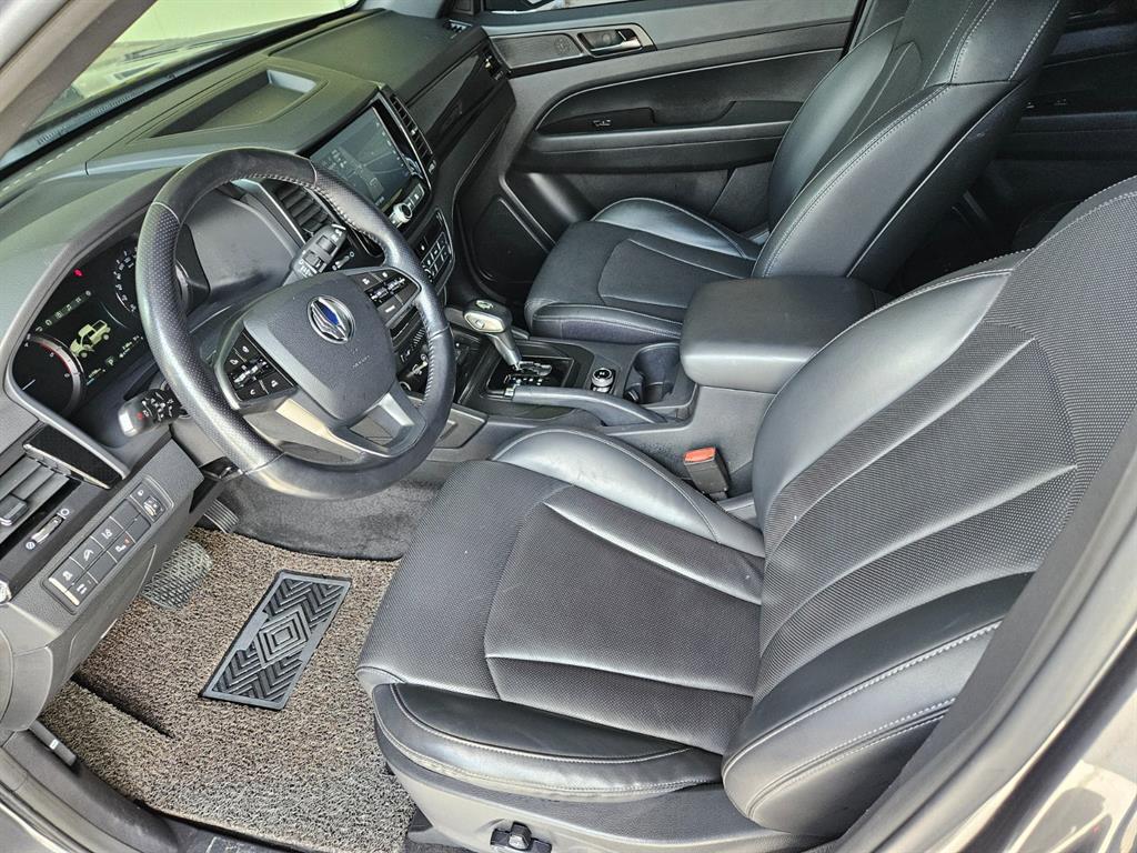 KG Mobility (Ssangyong) Rexton Diesel 2.2 4WD 5 Link Noblesse 9