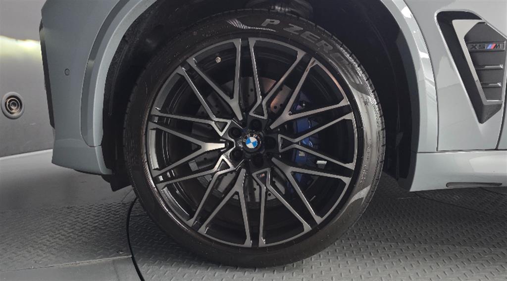 BMW X5M X5 M Competition 6
