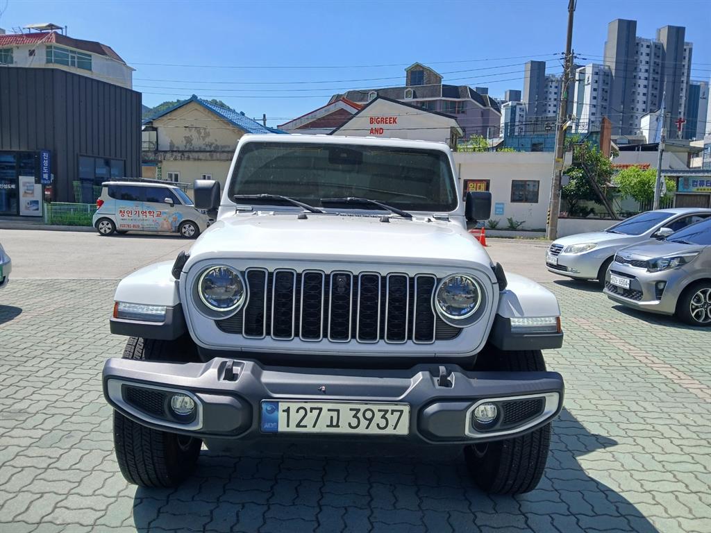 Jeep Wrangler 2.0 Sahara 4 Duo
