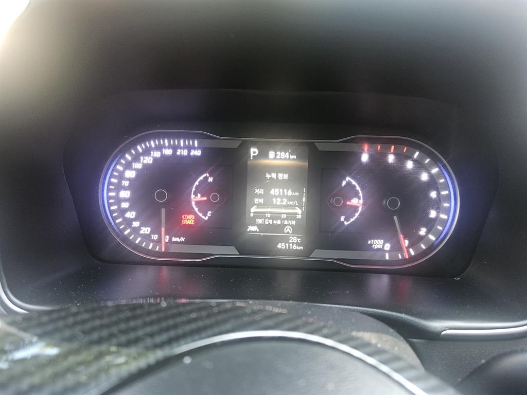 Hyundai Tucson Gasoline 1.6 Turbo 2WD Premium — фото 3
