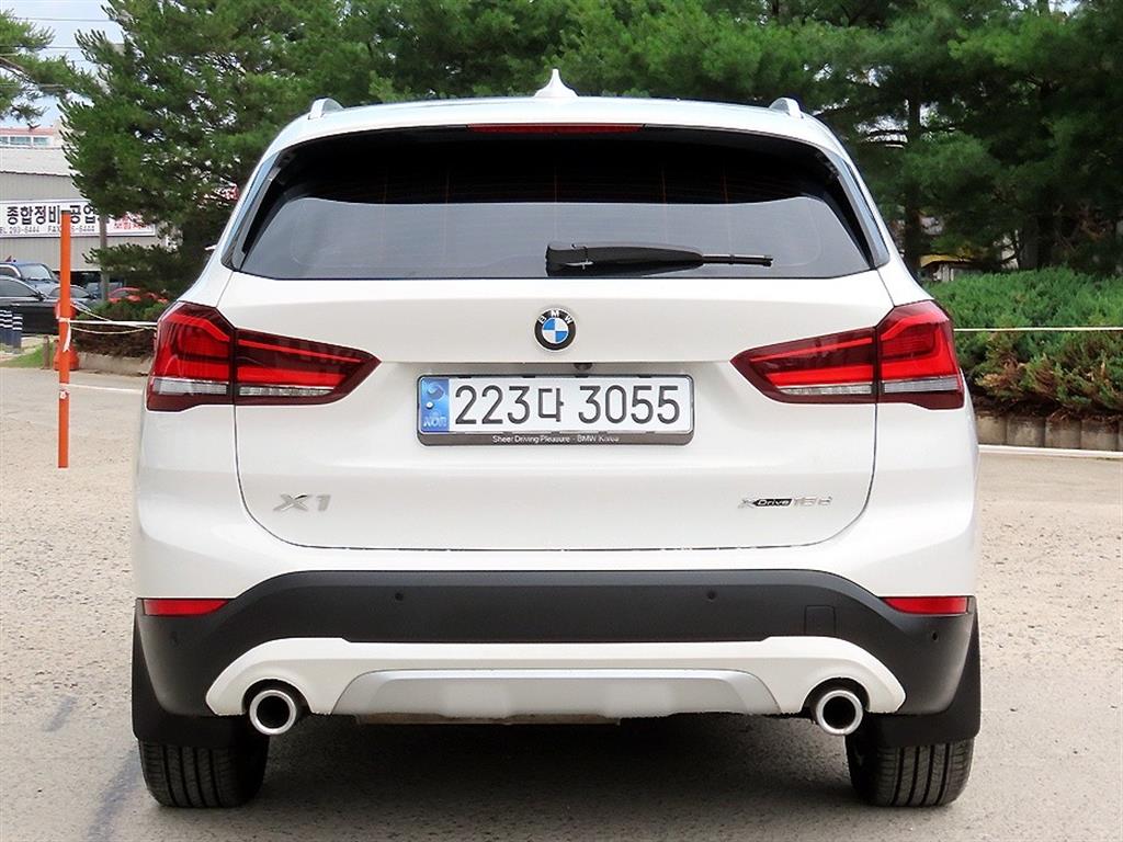 BMW X1 xDrive 18d xLine — фото 4