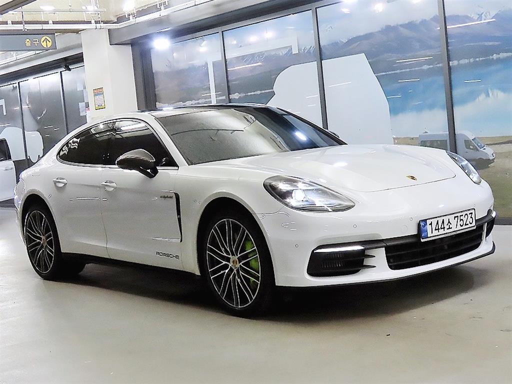 Porsche Panamera 2.9 4 E-HEV