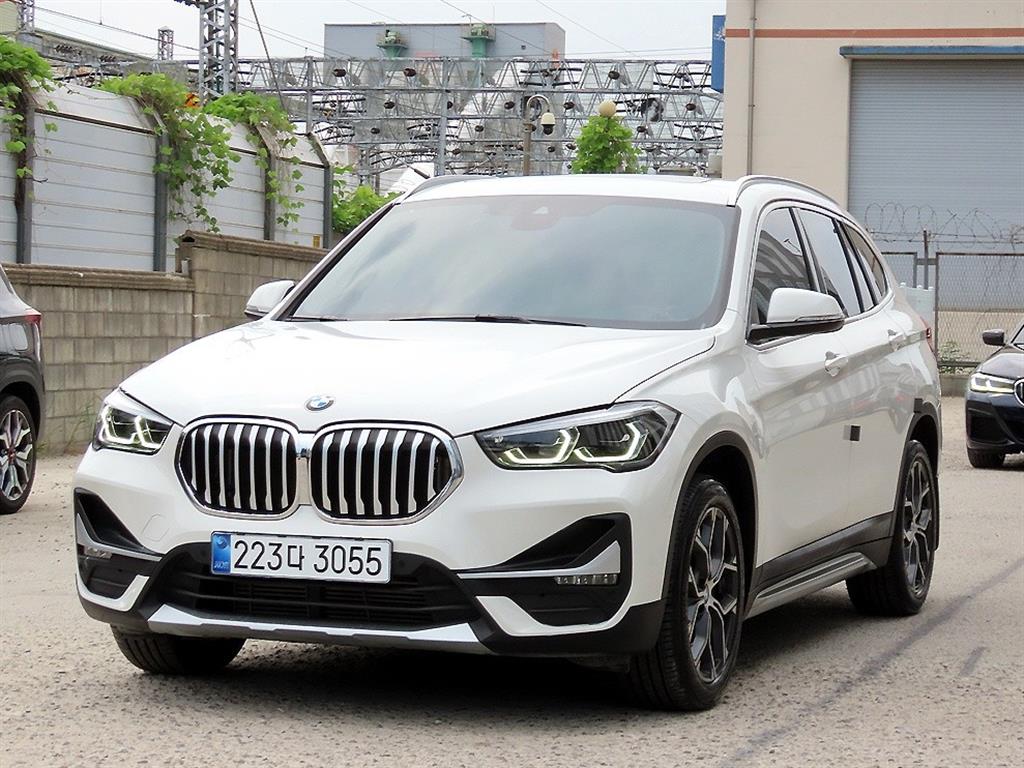 BMW X1 xDrive 18d xLine — фото 2