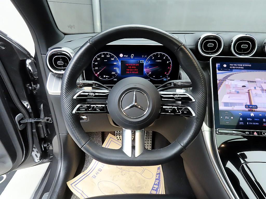 Mercedes-Benz GLC-Class GLC300 4MATIC 10