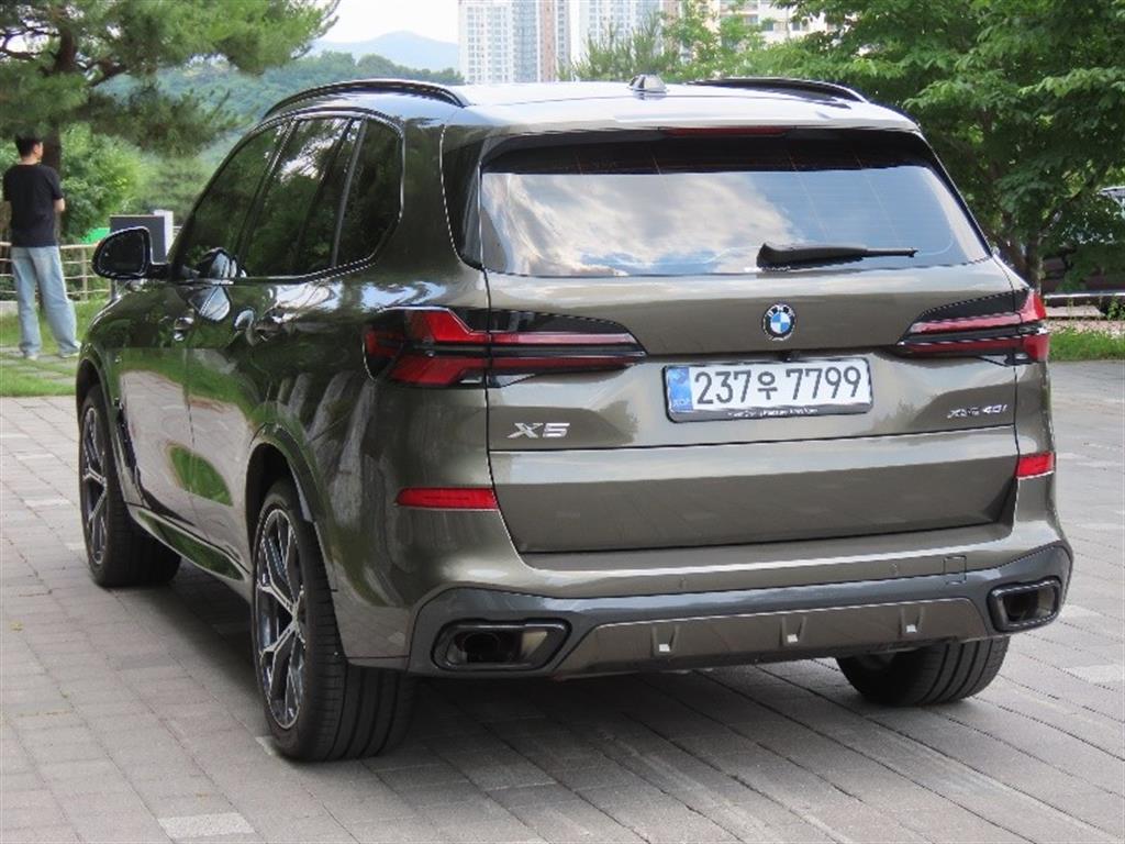 BMW X5 - Vista 4