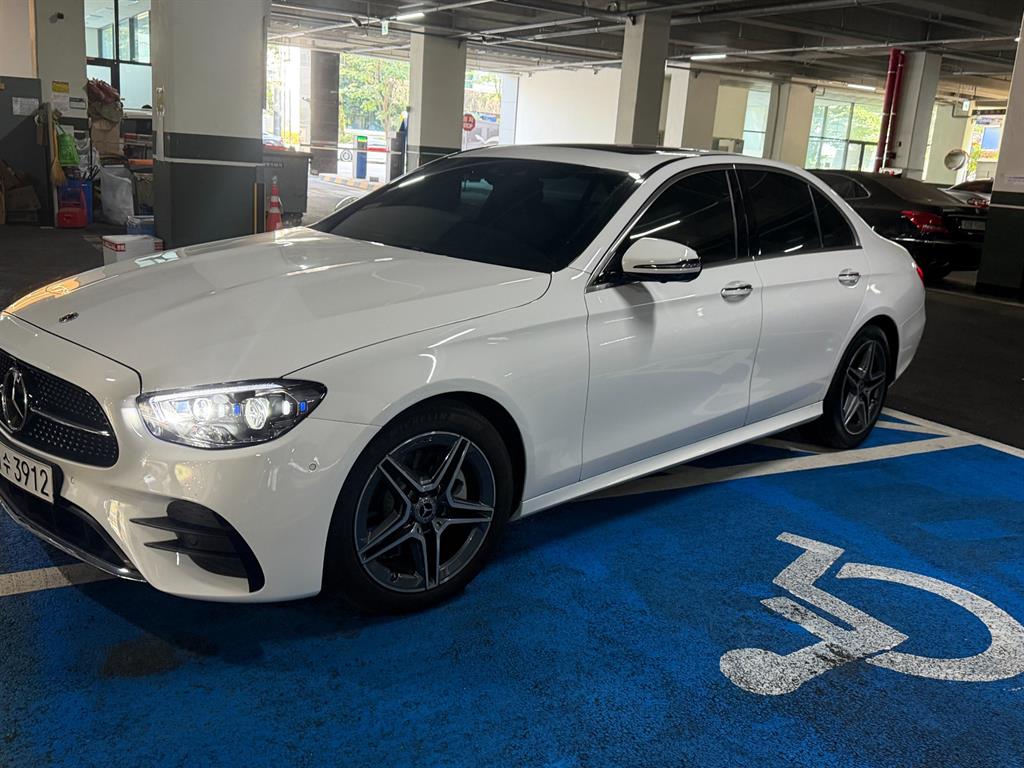 Mercedes-Benz E-Class E250 AMG Line — фото 4
