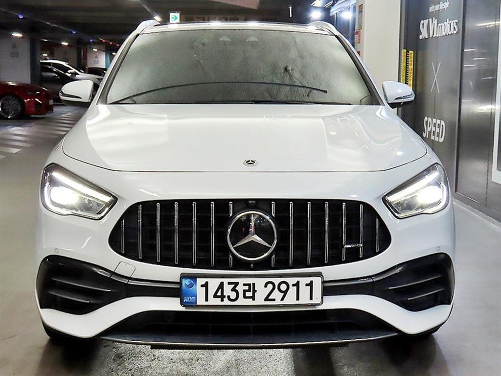 벤츠 GLA 클래스 GLA45 AMG 4MATIC + 사진