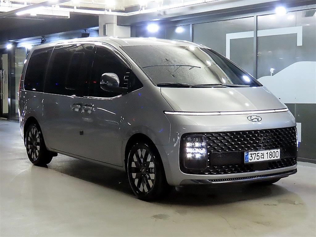 스타리아 2WD 디젤 라운지 프레스티지 9인승 2023년식