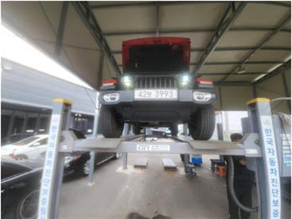 Jeep Wrangler 2.0 Sahara 4 Duo