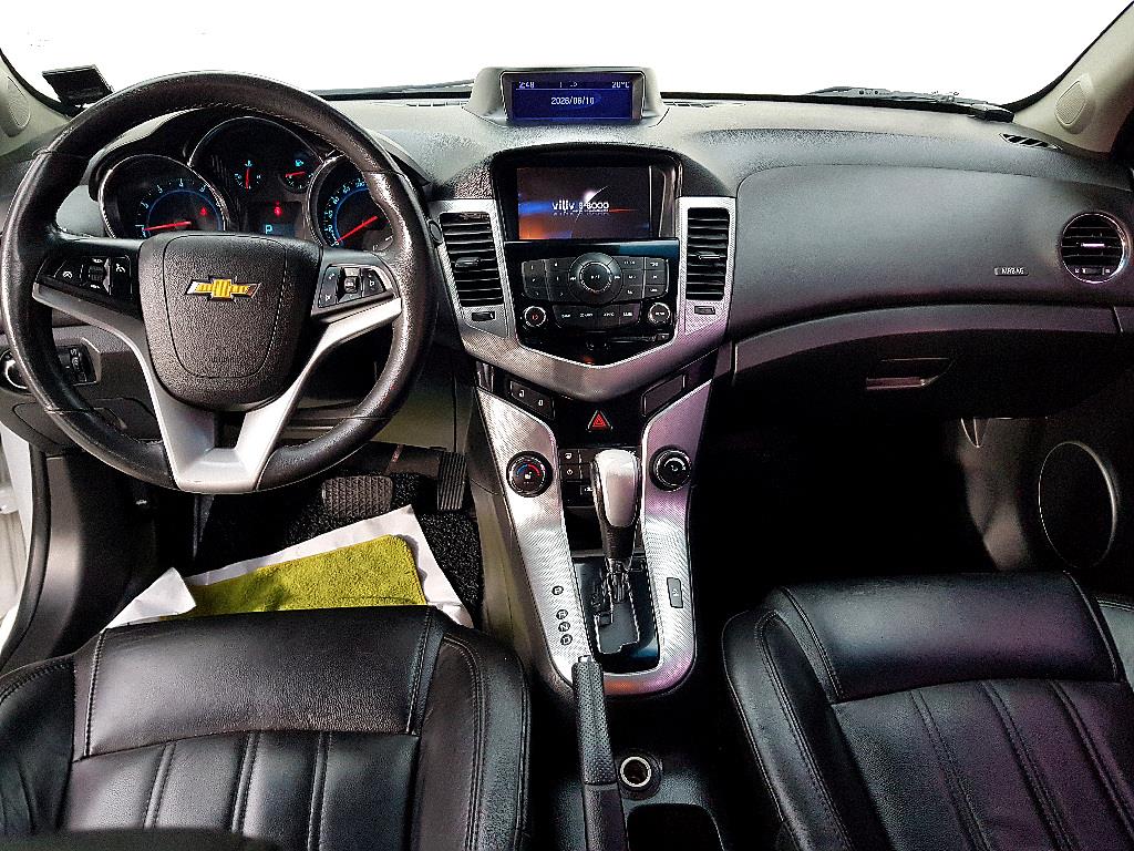 Chevrolet Cruise - Vista 5