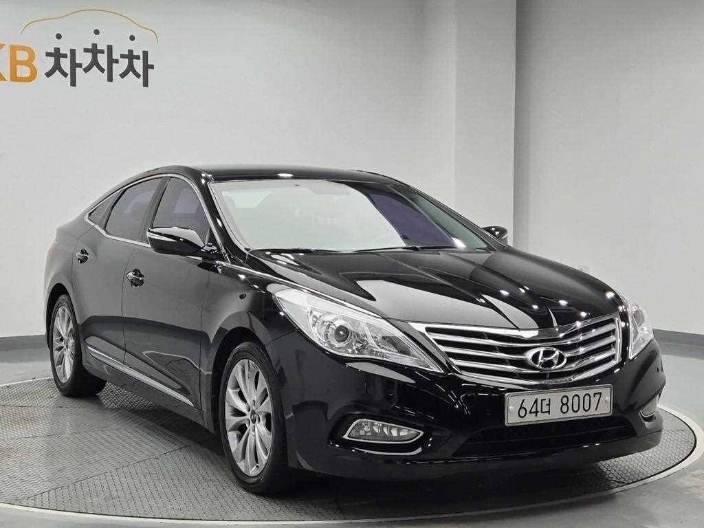 HYUNDAI Grandeur - Vista 4