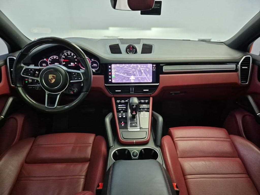 Porsche Cayenne 3.0 Coupe Platinum Edition 8