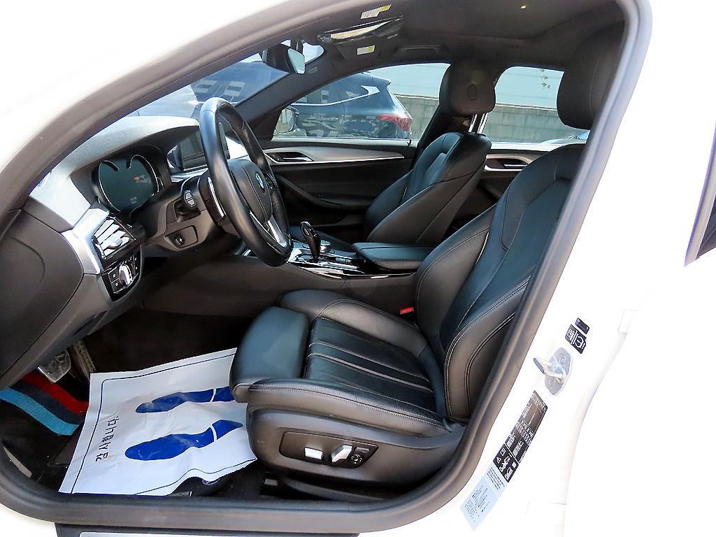 BMW 5 Series - Vista 5